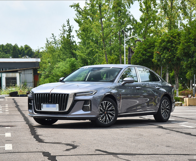 2023 Chinese Luxury Brands Petrol Car Hongqi H5 Auto High Speed 1.5t 169HP 5-Seat MID-Size Sedan Hongqi H5 Hybrid Car