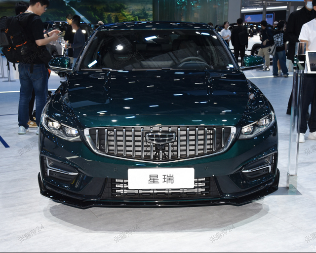 Cheap Smart Cars Chinese Used Car 0km Geely Preface 2.0td Gasoline Car in Stock