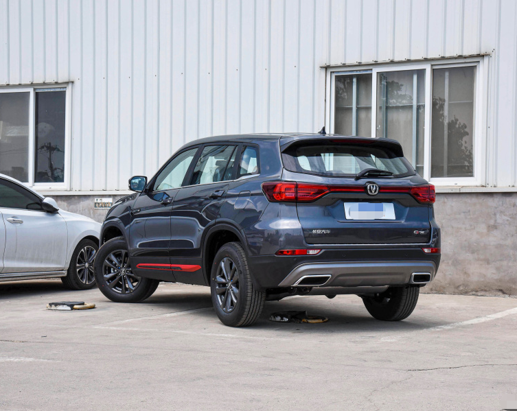 In Stock Changan Cs75 5-door 5-seat Petrol Compact SUV Changan Automobile
