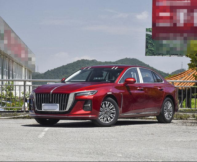 Hongqi H5 Medium Gasoline Sedan Petrol Engine Left Hand Drive LHD Luxury Auto