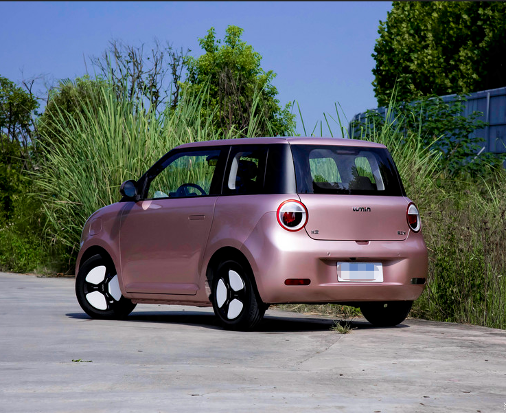 Changan Lumin Mini EV Car Range of 155km, 210km, And 301km for Your Choice