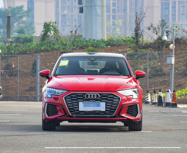 Hot Selling Audi A3L1.4T Gasoline Compact Sedan Car 4-door 5-seat 