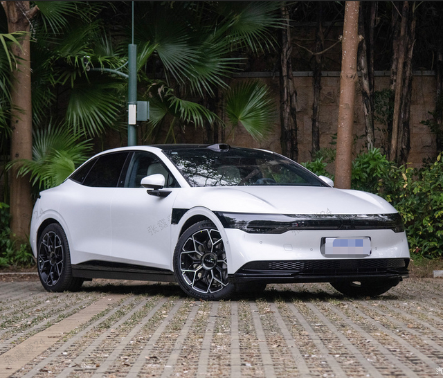 2024 Geely Zeekr 007 100% Pure Electric Sedan Medium-sized EV Car