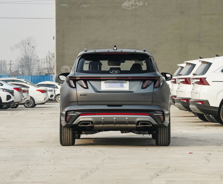Hot Sale Compact SUV Used Hyundai Tucson L 1.5t 8at And 1.5t Gasoline Cars