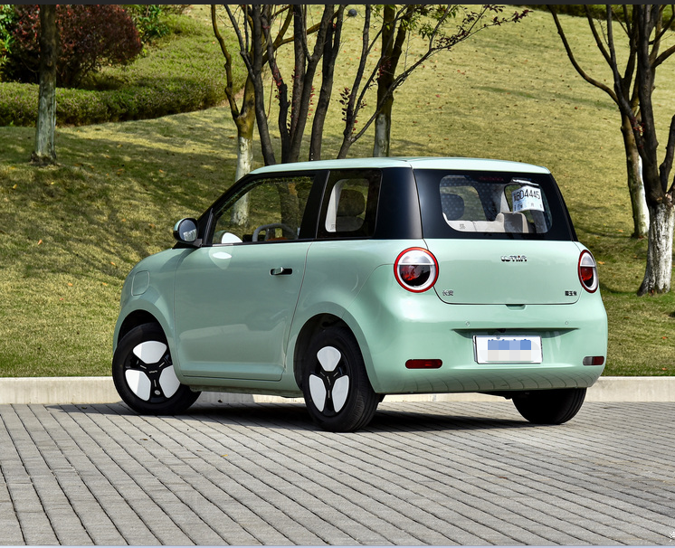 Most Popular Changan Lumin Mini Electric Car 3 Door 4 Seats