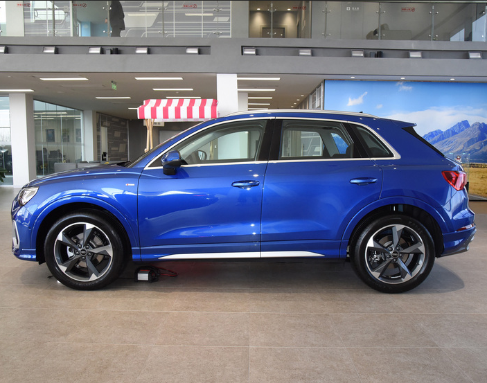 Audi Q3 Factory Price Luxury Brand Audi SUV Car Left Hand Driving