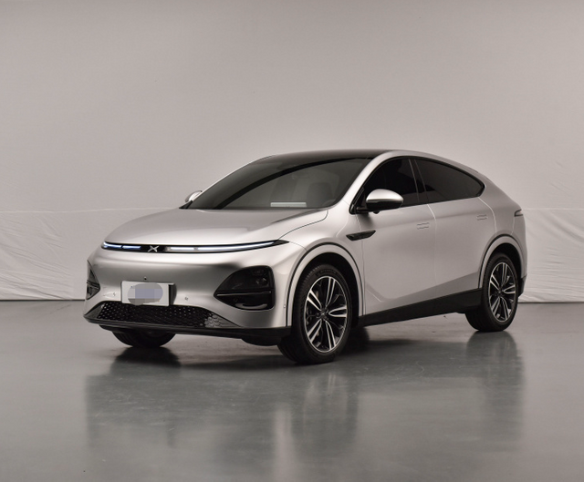 X Peng G6 New Energy Vehicle New EV Car China Brand MID-Size SUV 2023 Xpeng G6 Long Range Hot Sale Used Car