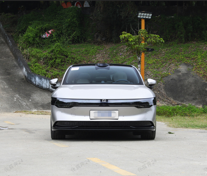  Super Long Range 870km 688km Chinese Luxury Brand Zeekr 007 Adult Electric Cars EV Sedan