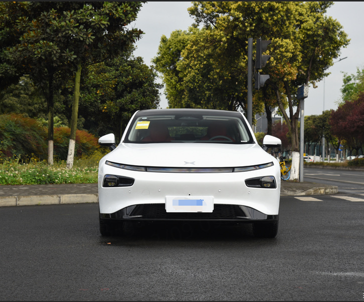 Popular Brand X Peng P7 Chinese New Electric Vehicles LHD EV Cars