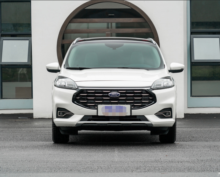 Made in China Ford Escape PHEV 1.5T 170HP L3 SUV Car