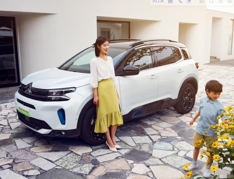 Dongfeng Citroen Tianyi C5 AIRCROSS Hybrid cars SUV Petrol electric