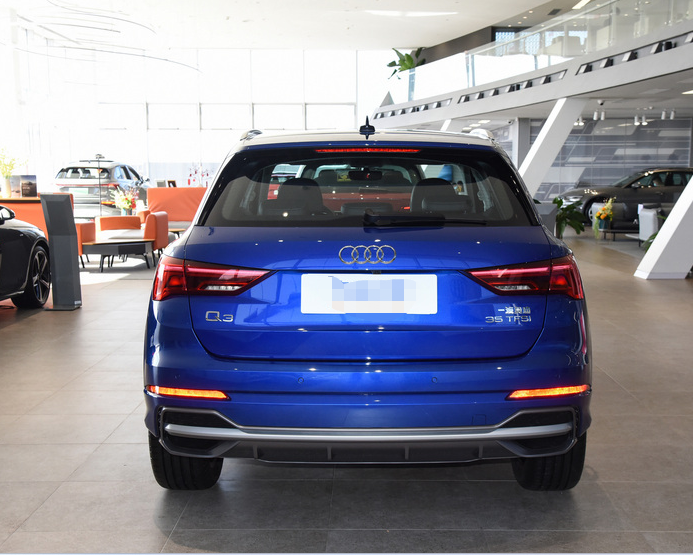 Audi Q3 Factory Price Luxury Brand Audi SUV Car Left Hand Driving