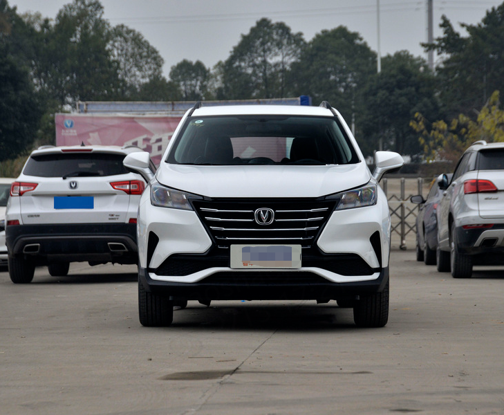 Chinese Cars Changan CS15 Petrol Small SUV for Adult Use